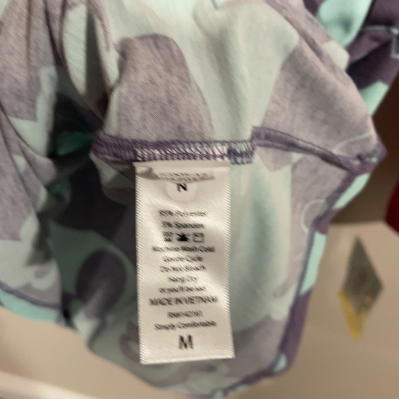 Lularoe Randy baseball t top size Medium - Picture 6 of 7